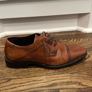 Johnston & Murphy size 10.5 Tan Larsley